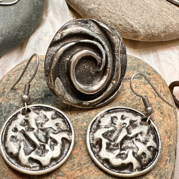 Pewter and Fossil Jewellery Lot - Picture 3 of 5